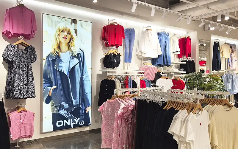 framelessrahmen hinterlechtet backlit textildruck retail produktion