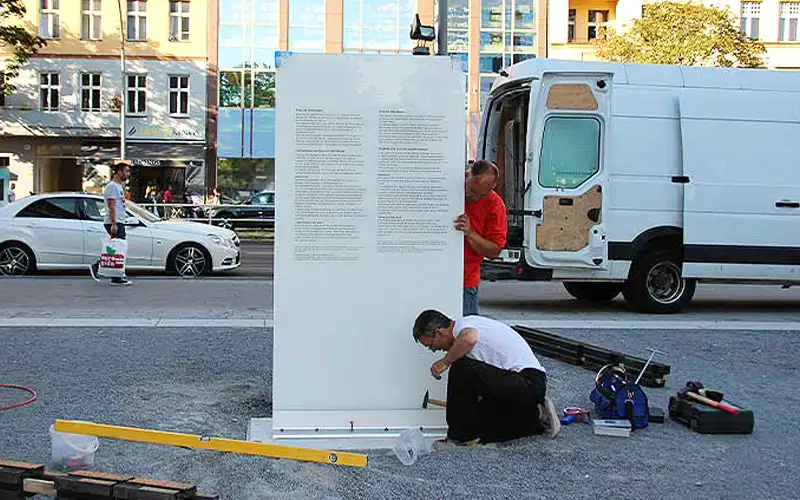 glasstele montage aufsteller referenz glasstele montage aufsteller referenz