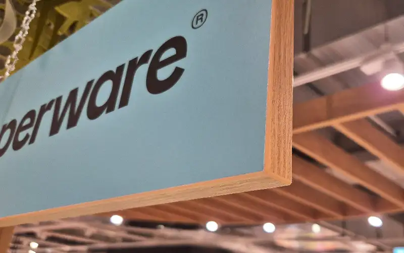 holzdruck weiss vollflaechig unterdruckt plattendruck