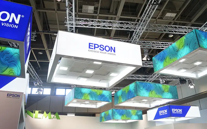 aufsteller plattendruck messe deckenwerbung textildruck