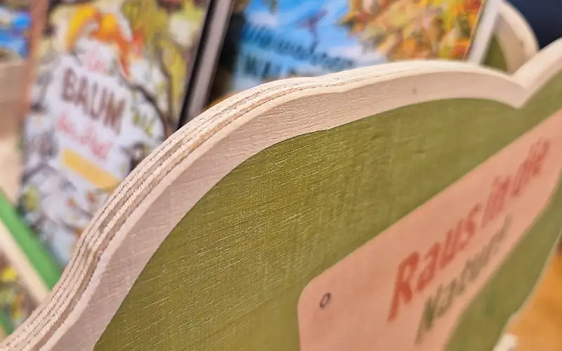 multiplexplatte holzdruck konturschnitt plattendruck pos retail