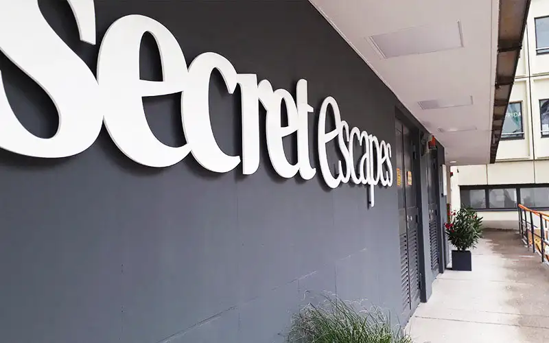 profilbuchstaben-acrylbuchstaben-fassade-referenz profilbuchstaben acrylbuchstaben fassade referenz