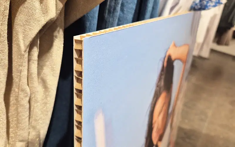 aluverbundplatte dibond material plattendruck re board wabenplatte aufsteller plattendruck retail