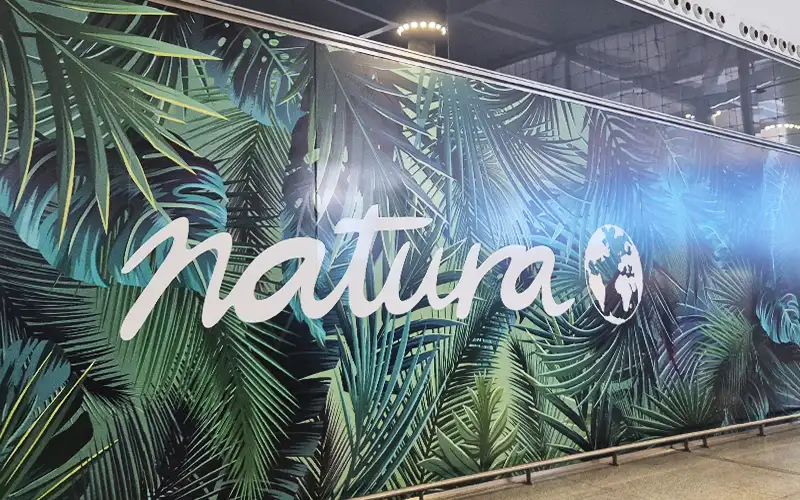 sichtschutz foliendruck folierung pos retail