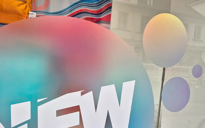 sonder spezial folie schaufenster beschriftung folierung