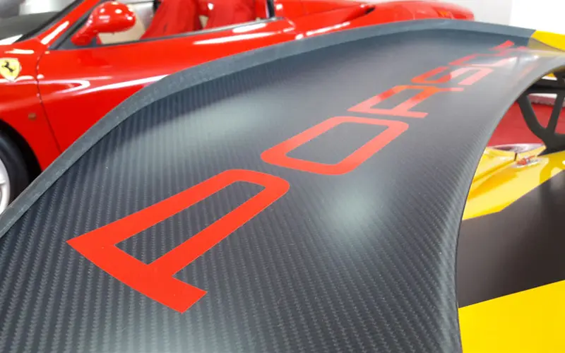 XXX strukturfolie carbonfolie folierung beschriftung schneideplottaufkleber