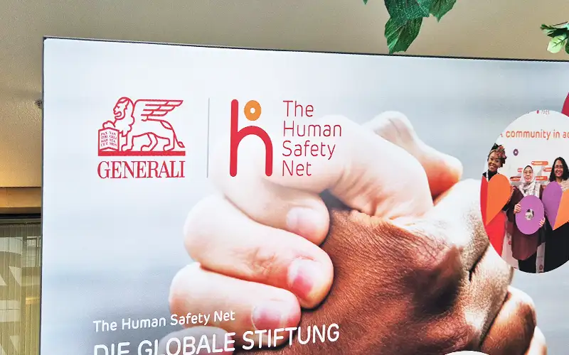 aufsteller plattendruck textildruck framelessrahmen messe pos