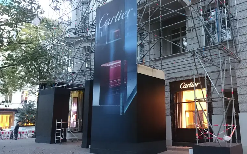 verkleidung geruest fassade osb dibond plattendruck montage