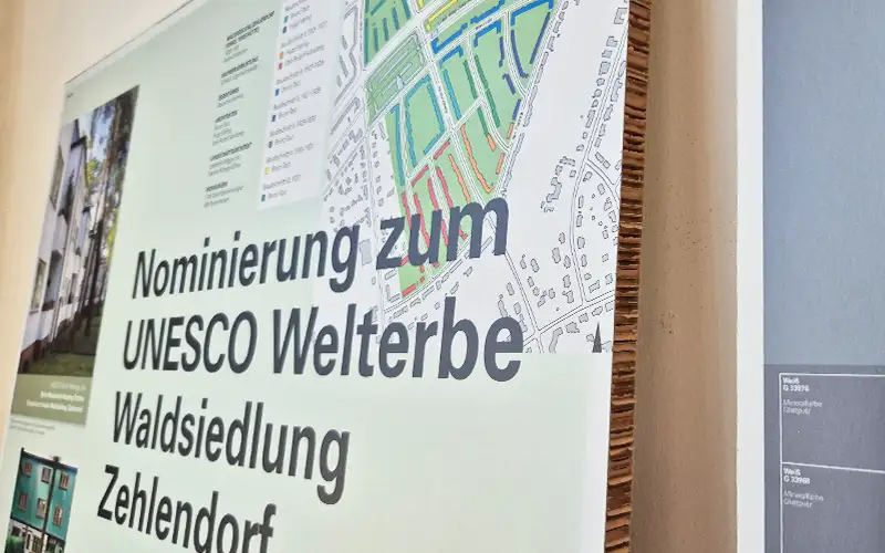 wabenkarton b1 druck ausstellung plattendruck