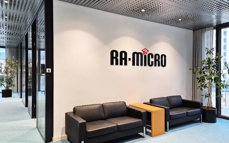 wandlogo office profilbuchstaben interior